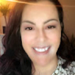 Meet your Posher, Leila